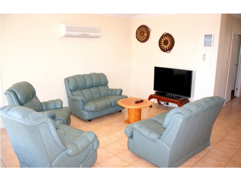 21 Oceania Court, Yamba NSW 2464