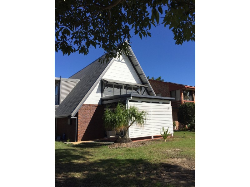 3 Banksia Place, Yamba NSW 2464