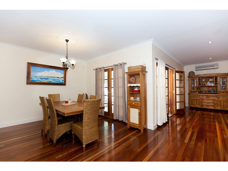 2 Tom Thumb Place, Yamba NSW 2464