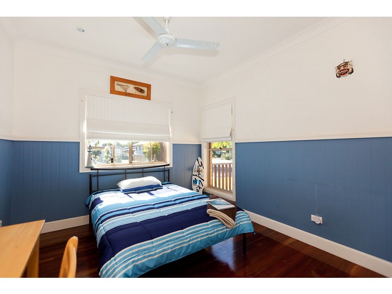 2 Tom Thumb Place, Yamba NSW 2464