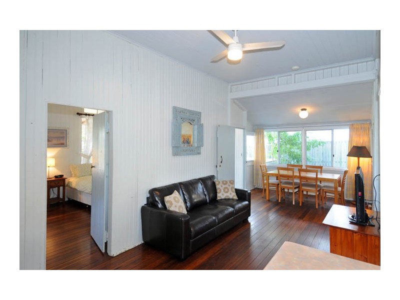 8 Henson Lane, Yamba NSW 2464