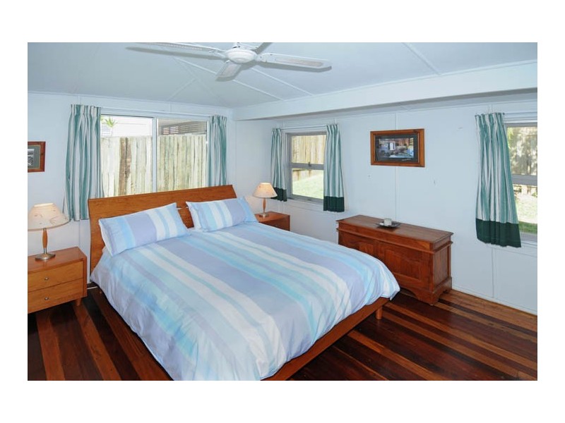 8 Henson Lane, Yamba NSW 2464