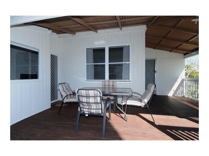 8 Henson Lane, Yamba NSW 2464