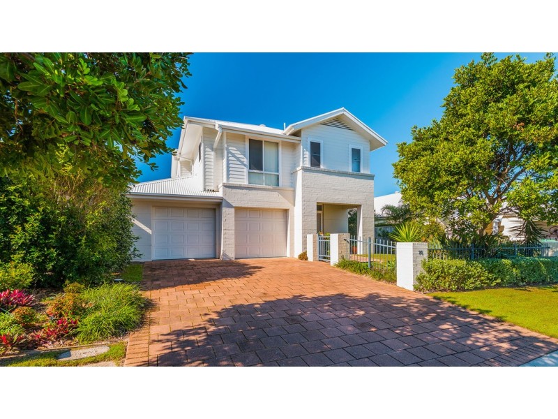 76 The Drive, Yamba NSW 2464