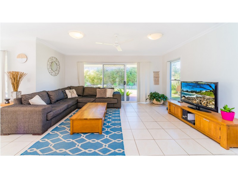 76 The Drive, Yamba NSW 2464