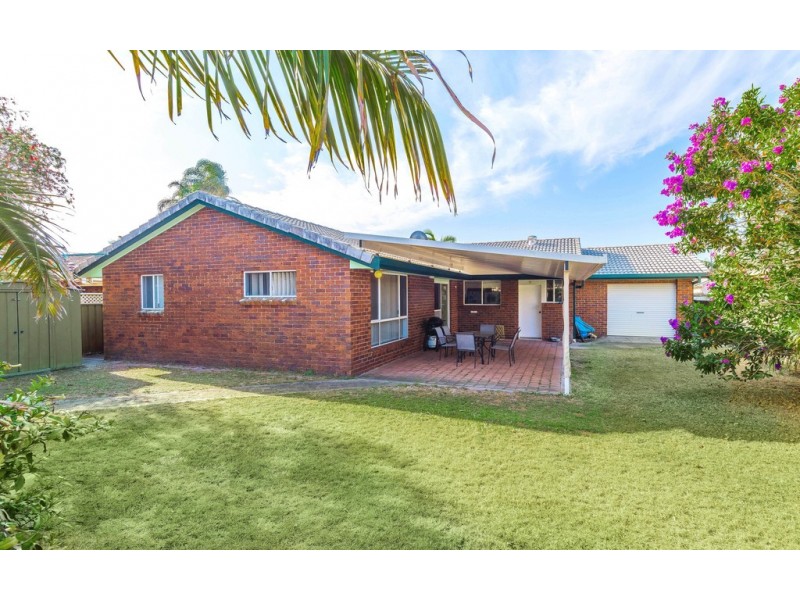 20 Heron Court, Yamba NSW 2464