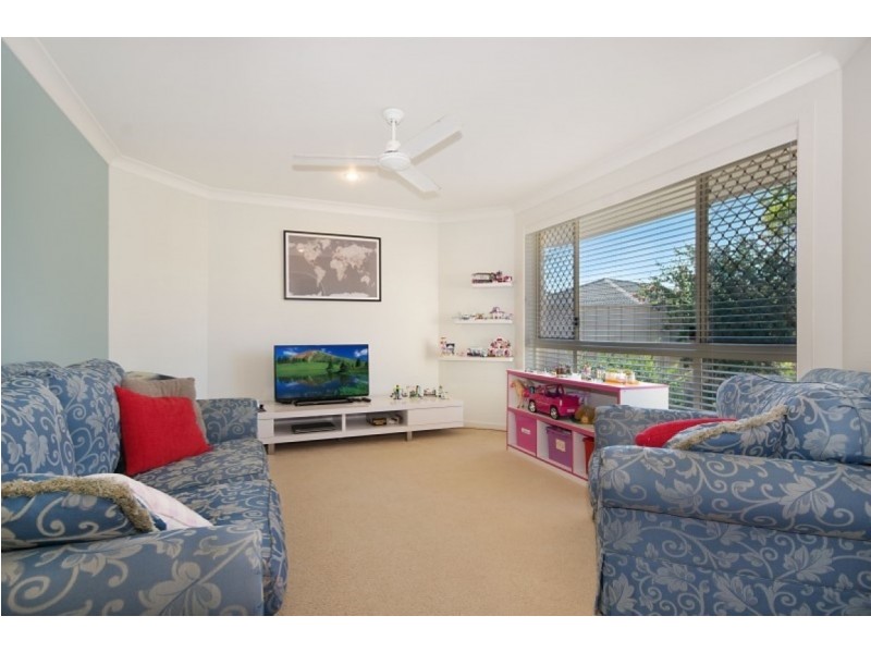 50 Harold Tory Drive, Yamba NSW 2464