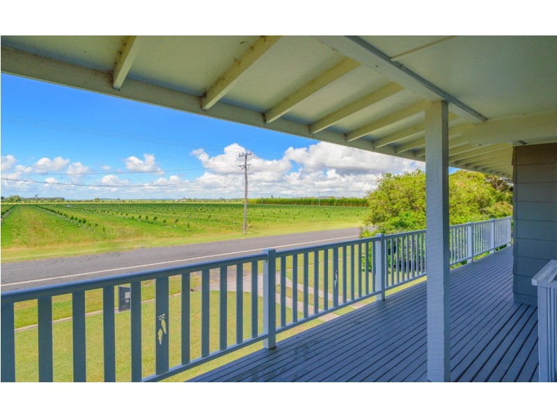 19 Yamba Street, Palmers Island NSW 2463