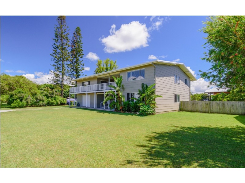 19 Yamba Street, Palmers Island NSW 2463