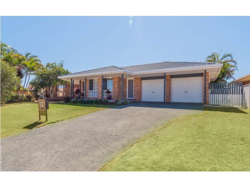 2 The Halyard, Yamba NSW 2464