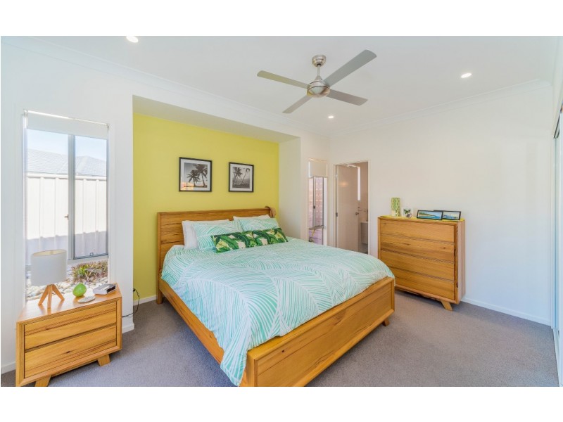 1/24 Kookaburra Court, Yamba NSW 2464