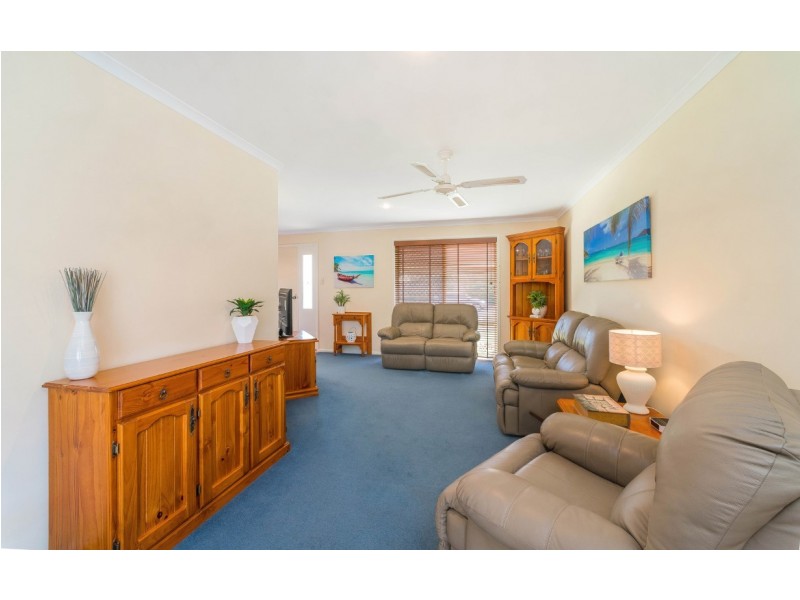 43 Acacia Circuit, Yamba NSW 2464