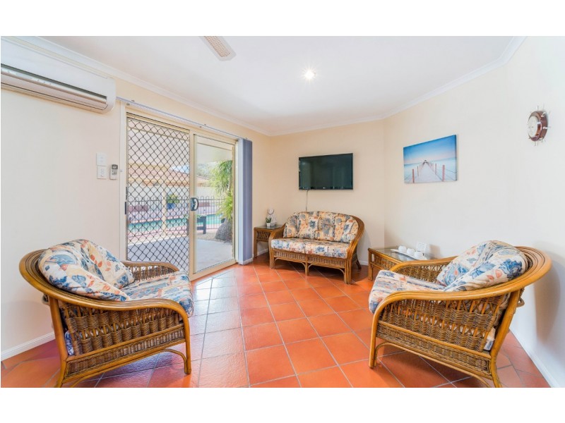 43 Acacia Circuit, Yamba NSW 2464