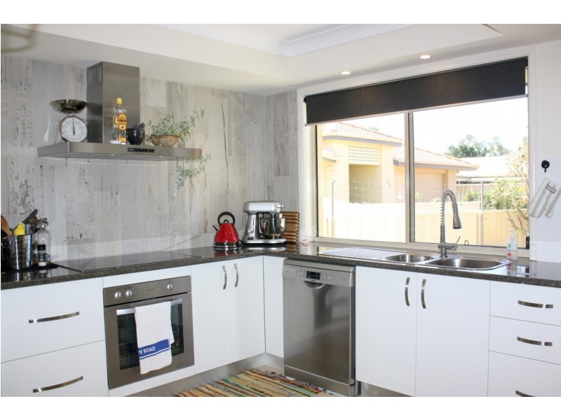 270 Yamba Road, Yamba NSW 2464