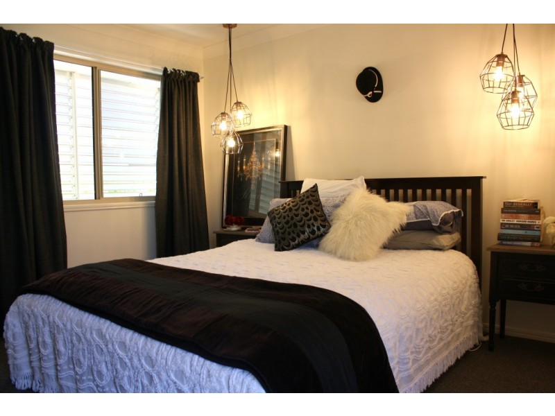 270 Yamba Road, Yamba NSW 2464