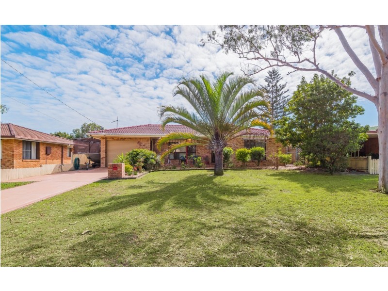 11 Long Street, Iluka NSW 2466