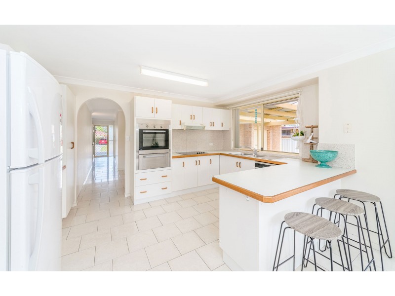 17 Casuarina Close, Yamba NSW 2464