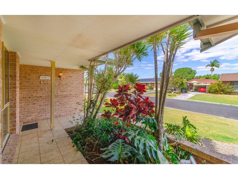 17 Casuarina Close, Yamba NSW 2464