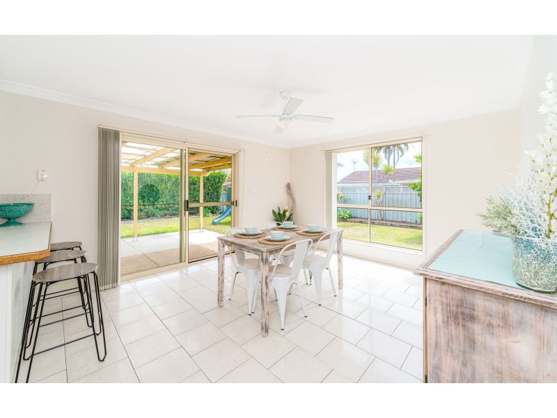 17 Casuarina Close, Yamba NSW 2464