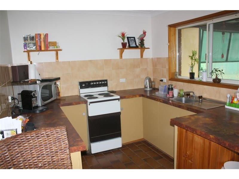 35 Shores Drive, Yamba NSW 2464