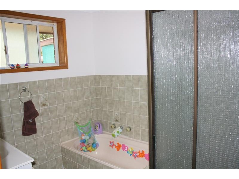 35 Shores Drive, Yamba NSW 2464