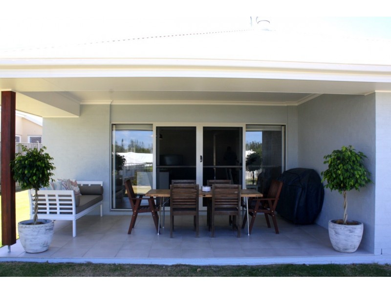 63 The Drive, Yamba NSW 2464