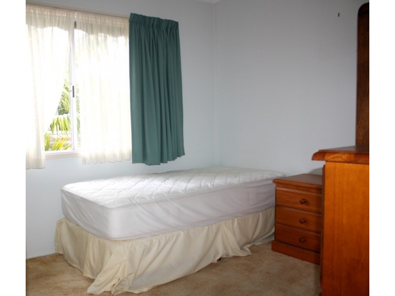 5 Cook Street, Yamba NSW 2464