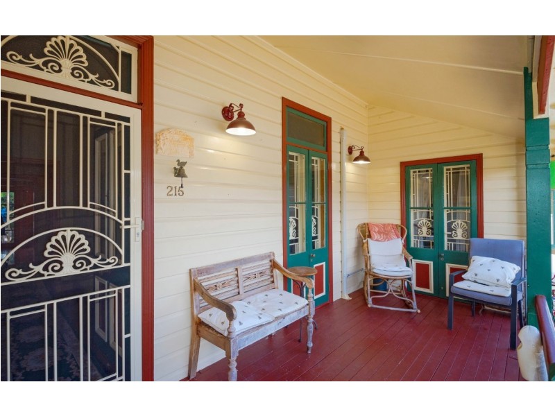215 Yamba Road, Yamba NSW 2464