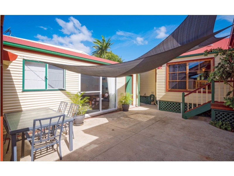 215 Yamba Road, Yamba NSW 2464