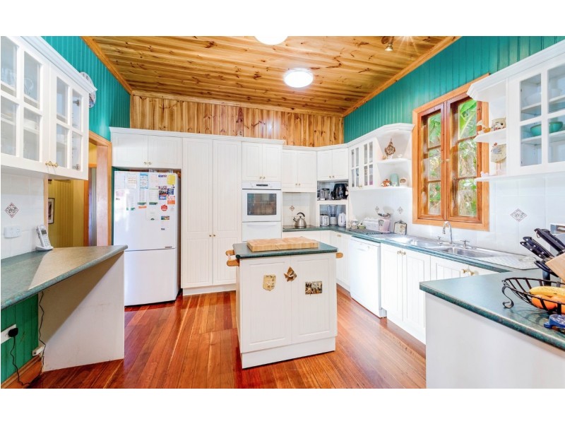 215 Yamba Road, Yamba NSW 2464