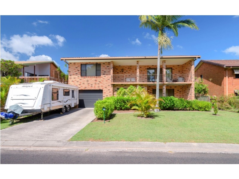 94 Melaleuca Drive, Yamba NSW 2464