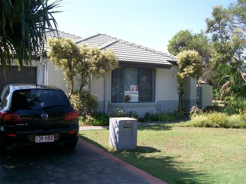 1 Nautilus Place, Yamba NSW 2464