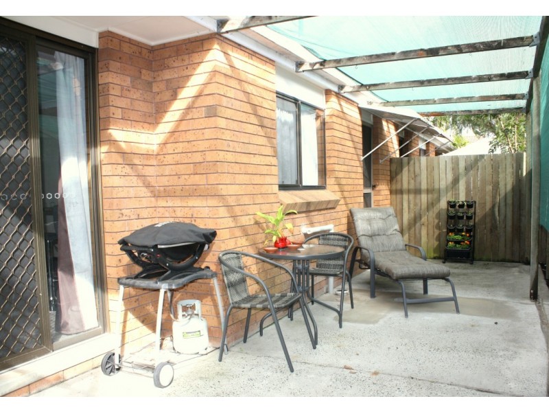 1/6 Roseland Avenue, Yamba NSW 2464