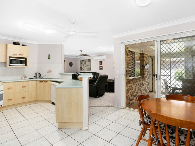 8 Wattle Drive, Yamba NSW 2464