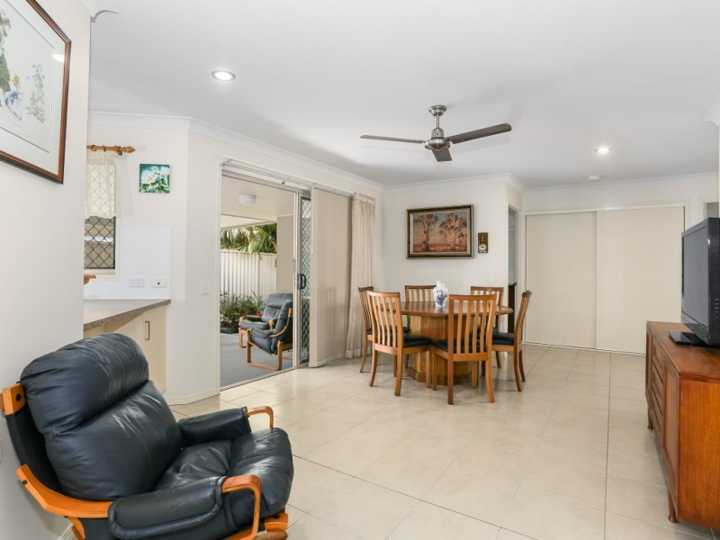 13, 4 Somerset Place, Yamba NSW 2464