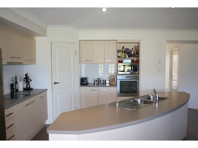 5 Buccaneer Court, Yamba NSW 2464