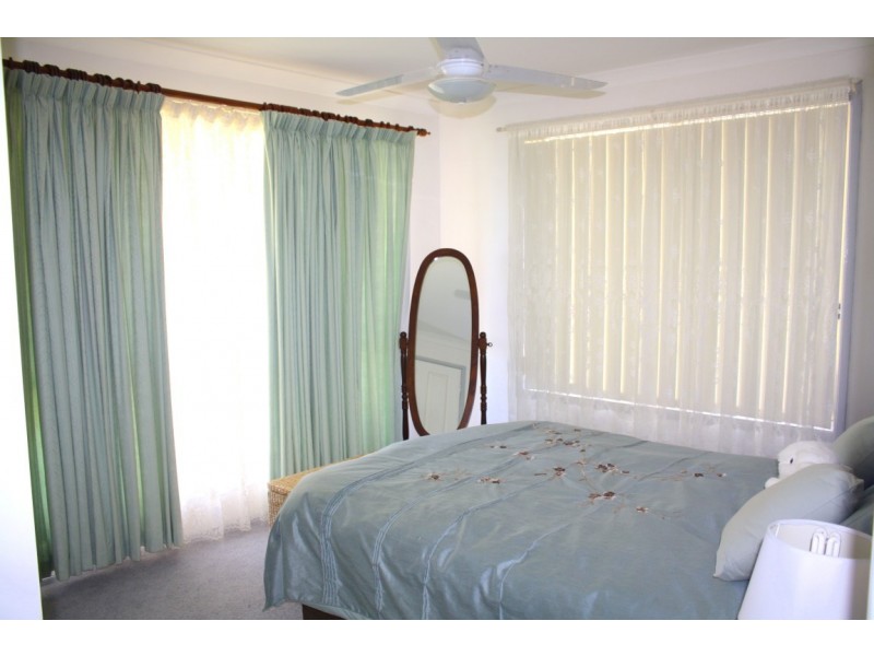 11 Parkview Crescent, Yamba NSW 2464