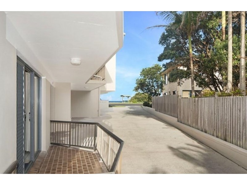 7/12 Pacific Parade, Yamba NSW 2464