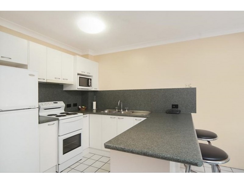 7/12 Pacific Parade, Yamba NSW 2464