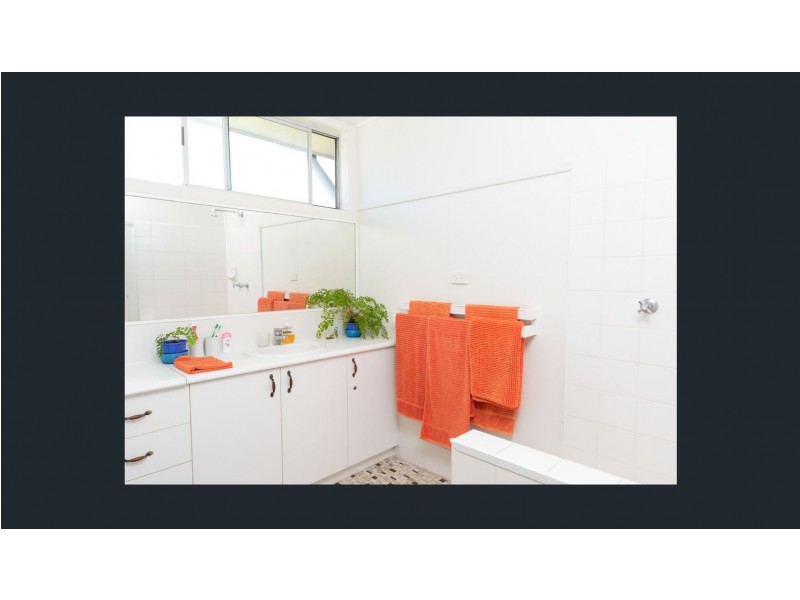 2 Heath Street, Brooms Head NSW 2463