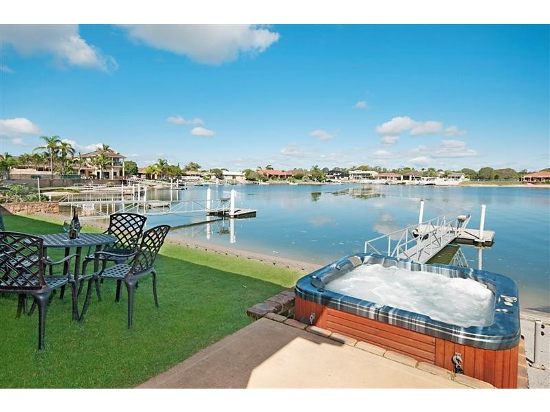 25 The Peninsula, Yamba NSW 2464