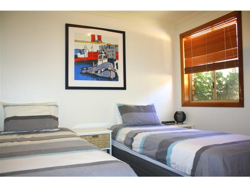 25 The Peninsula, Yamba NSW 2464