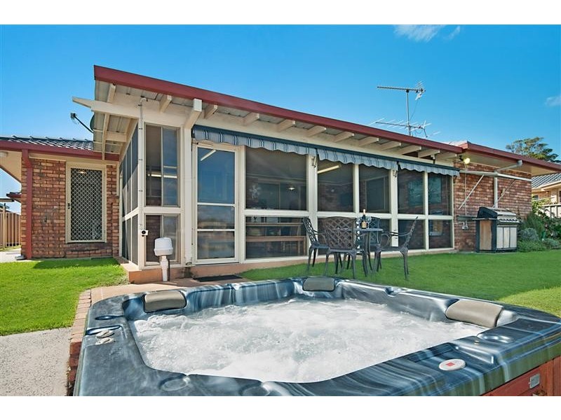 25 The Peninsula, Yamba NSW 2464