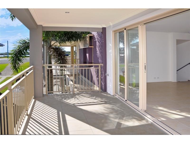 2/74 Wooli Street, Yamba NSW 2464