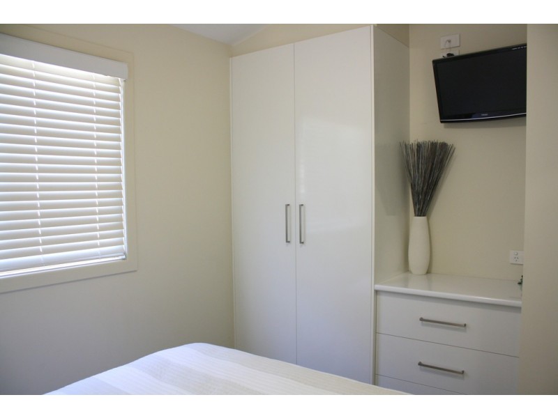 J3 Blue Dolphin Holiday Park, Yamba NSW 2464