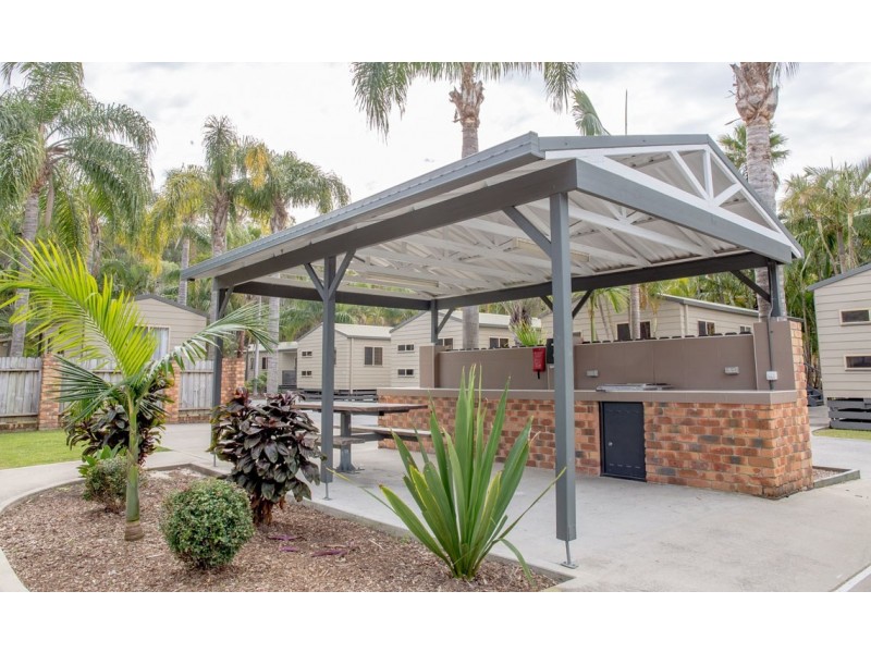 J3 Blue Dolphin Holiday Park, Yamba NSW 2464