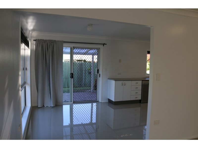 18 Admiralty Court, Yamba NSW 2464