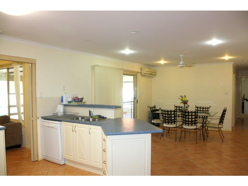 276 Yamba Road, Yamba NSW 2464