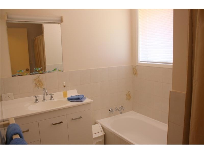 4/63 Melaleuca Drive, Yamba NSW 2464