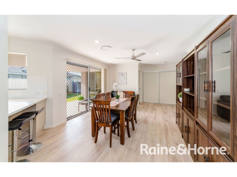 23/4 Somerset Place, Yamba NSW 2464